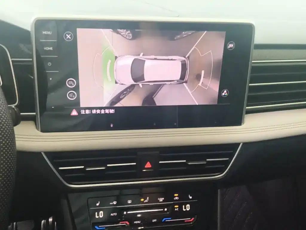 Tiguan L 2024 330TSI Automatic 2WD R-Line Premium Edition — миниатюра 13