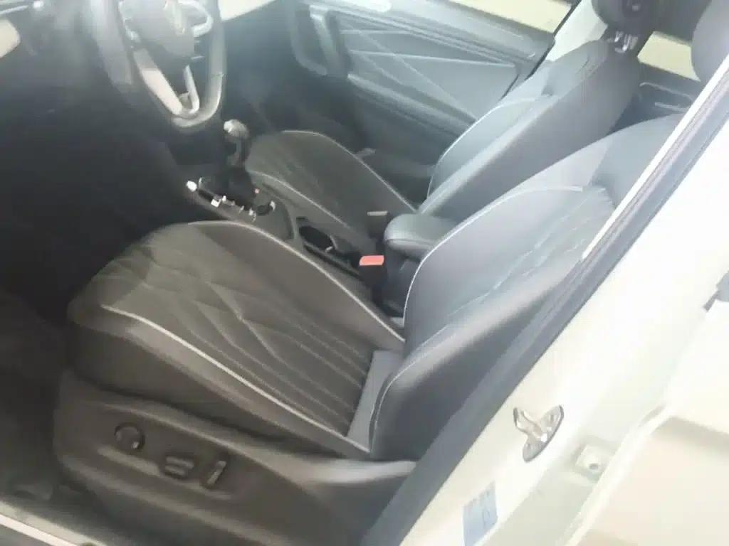 Tiguan L 2024 330TSI Automatic 2WD R-Line Premium Edition — миниатюра 15