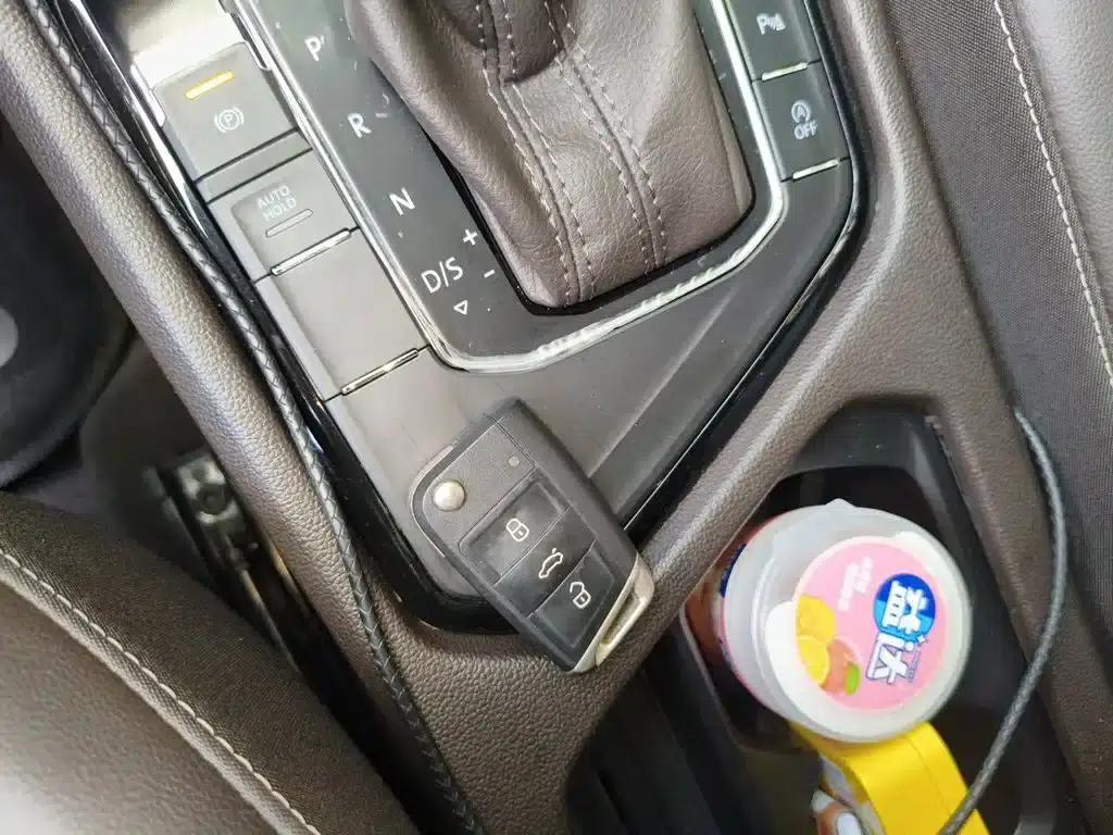 Tiguan L 2017 330TSI Automatic 2WD Flagship Edition — миниатюра 12