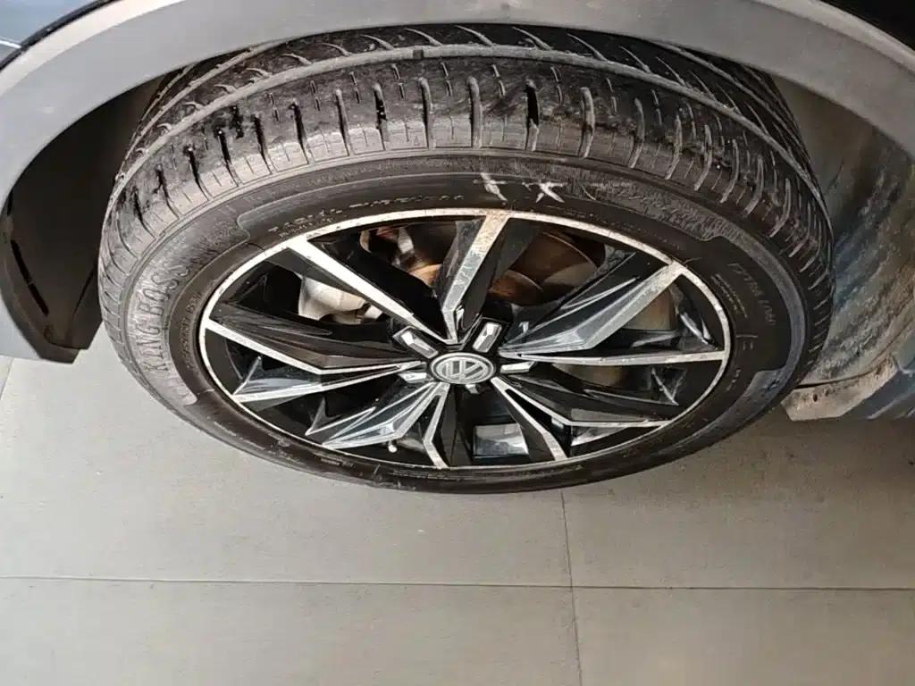 Tiguan L 2019 330TSI Automatic 2WD Smart Luxury Edition (National V Emission Standard) — миниатюра 23