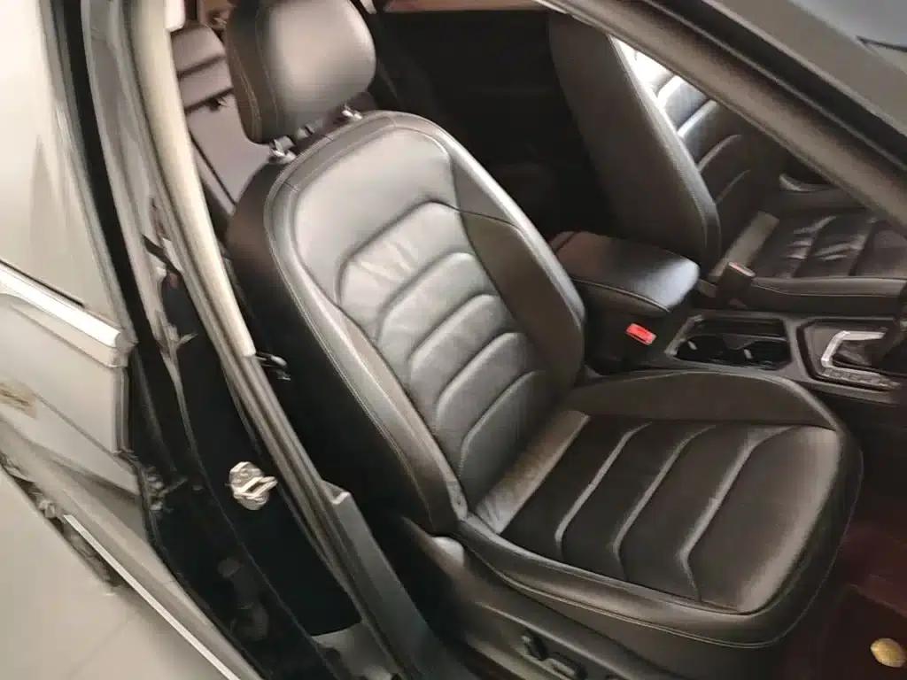 Tiguan L 2019 330TSI Automatic 2WD Smart Luxury Edition (National V Emission Standard) — миниатюра 25
