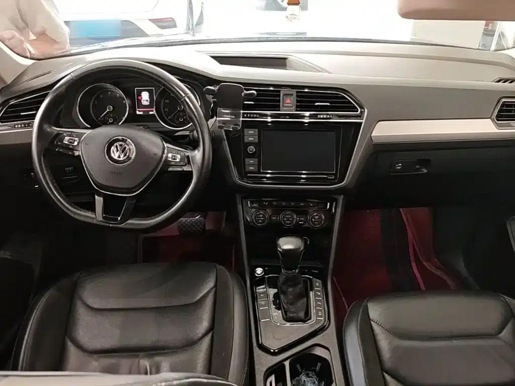 Tiguan L 2019 330TSI Automatic 2WD Smart Luxury Edition (National V Emission Standard) — миниатюра 10