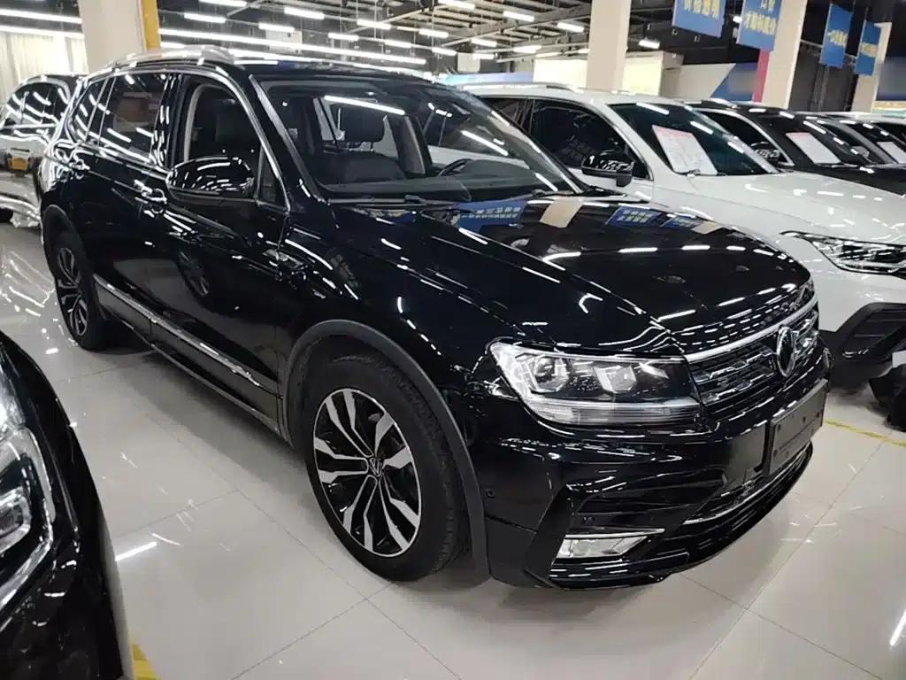 Tiguan L 2021 330TSI Automatic 2WD R-Line Premium Edition — миниатюра 4