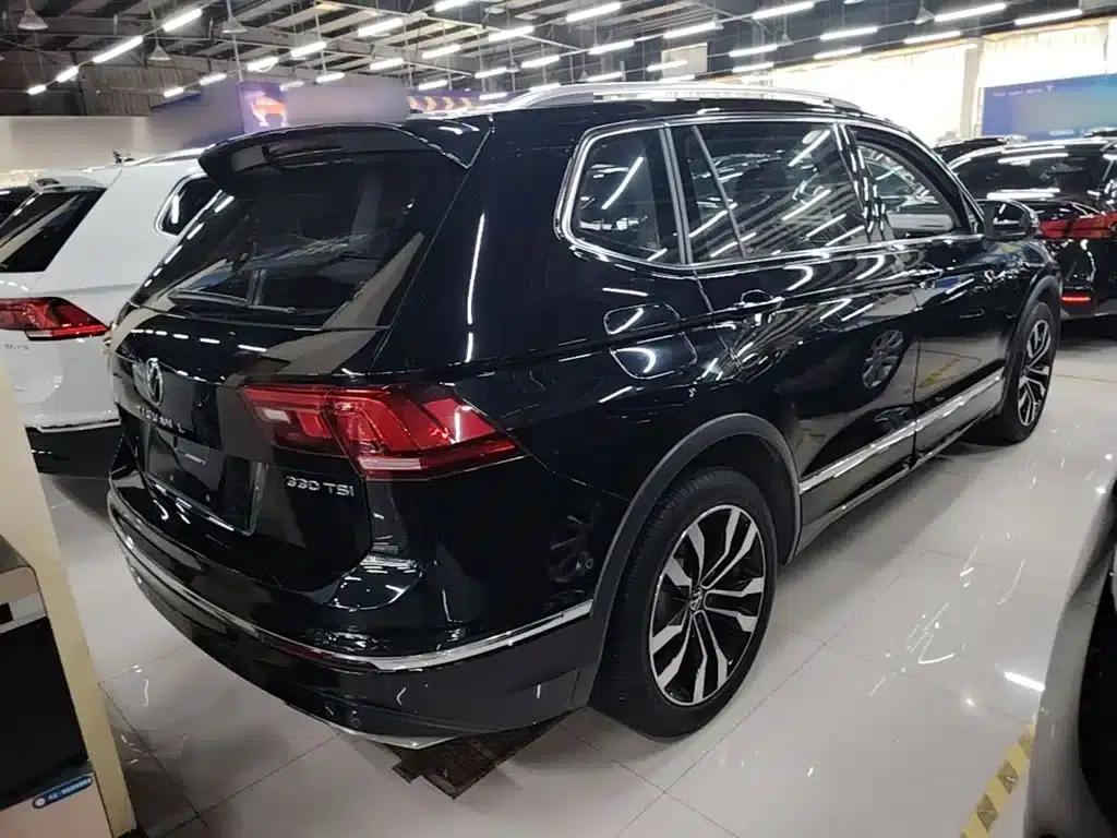 Tiguan L 2021 330TSI Automatic 2WD R-Line Premium Edition — миниатюра 7