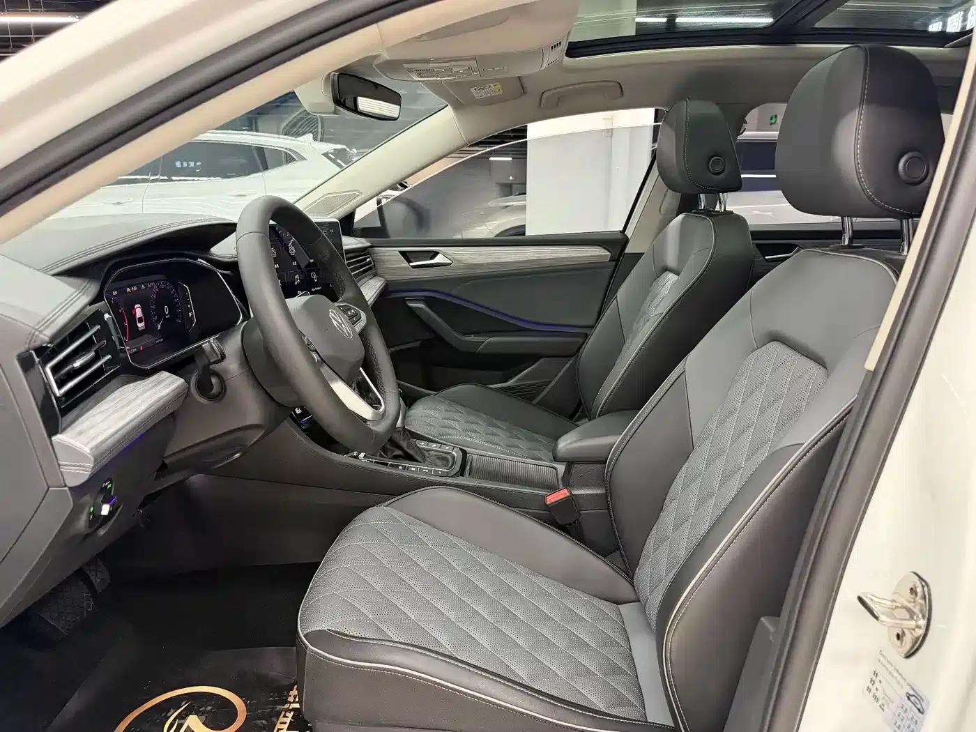 2023 Volkswagen Sagitar 280TSI DSG Super Edition — миниатюра 15