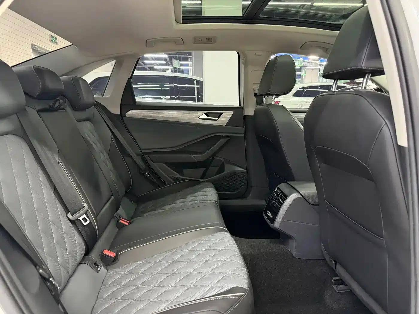 2023 Volkswagen Sagitar 280TSI DSG Super Edition — миниатюра 7