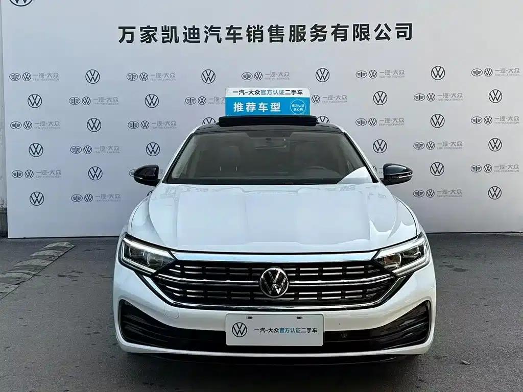 2023 Volkswagen Sagitar 300TSI DSG Super Edition — миниатюра 2