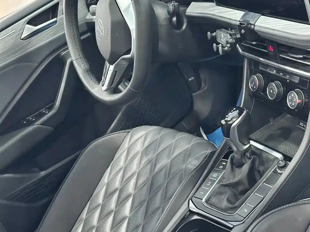 2023 Volkswagen Sagitar 300TSI DSG Super Edition — миниатюра 22