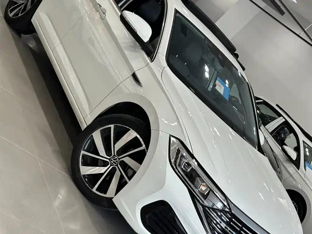 2023 Volkswagen Sagitar 300TSI DSG Super Edition — миниатюра 25