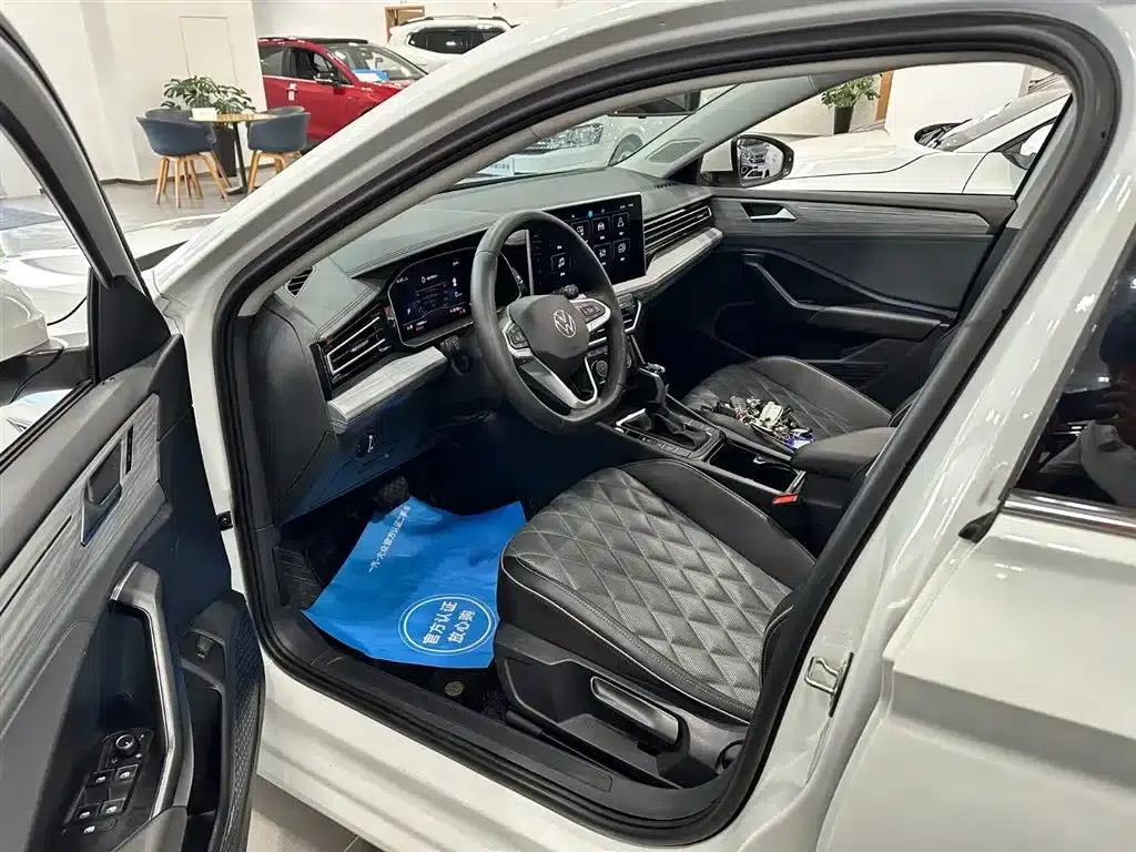 2023 Volkswagen Sagitar 300TSI DSG Super Edition — миниатюра 28