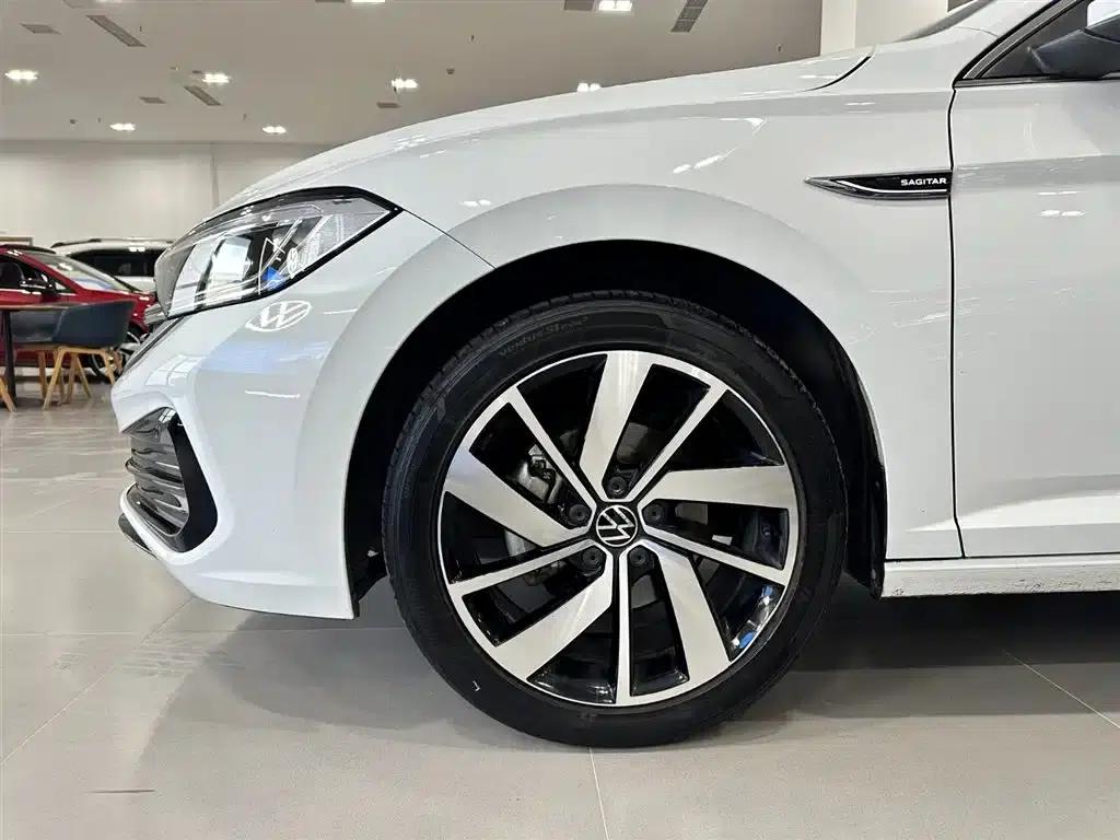 2023 Volkswagen Sagitar 300TSI DSG Super Edition — миниатюра 32