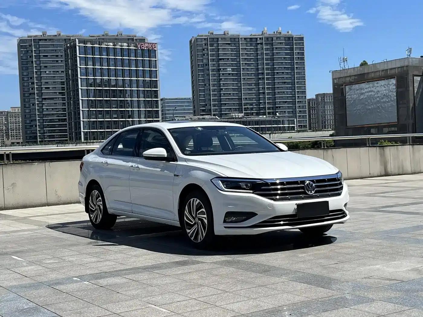 2022 Volkswagen Sagitar 280TSI DSG Flying Edition — миниатюра 3