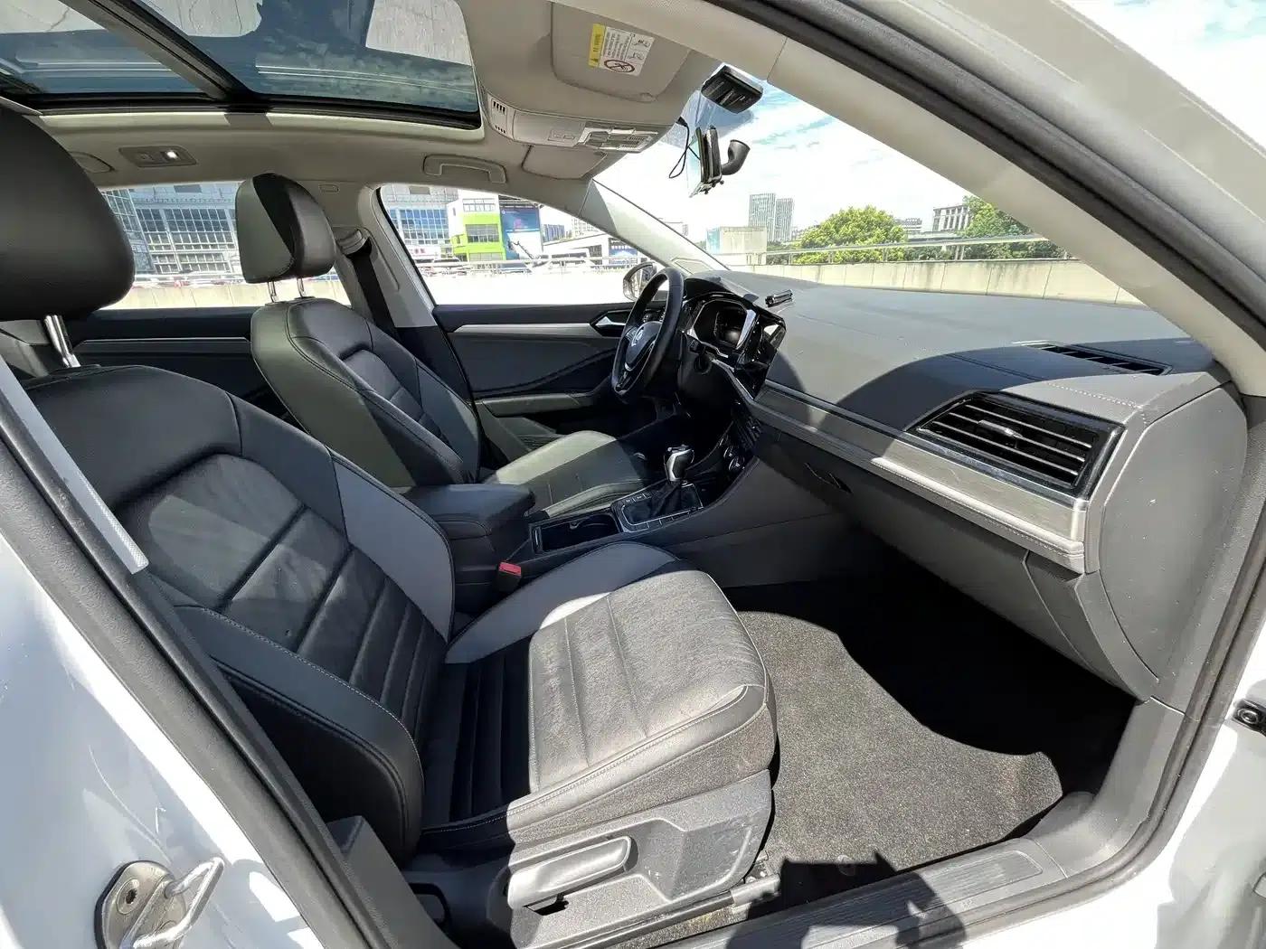 2022 Volkswagen Sagitar 280TSI DSG Flying Edition — миниатюра 10