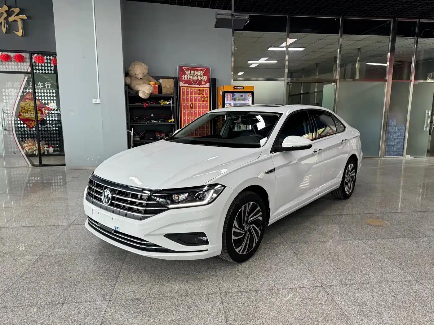2022 Volkswagen Sagitar 280TSI DSG Flying Edition — миниатюра 1