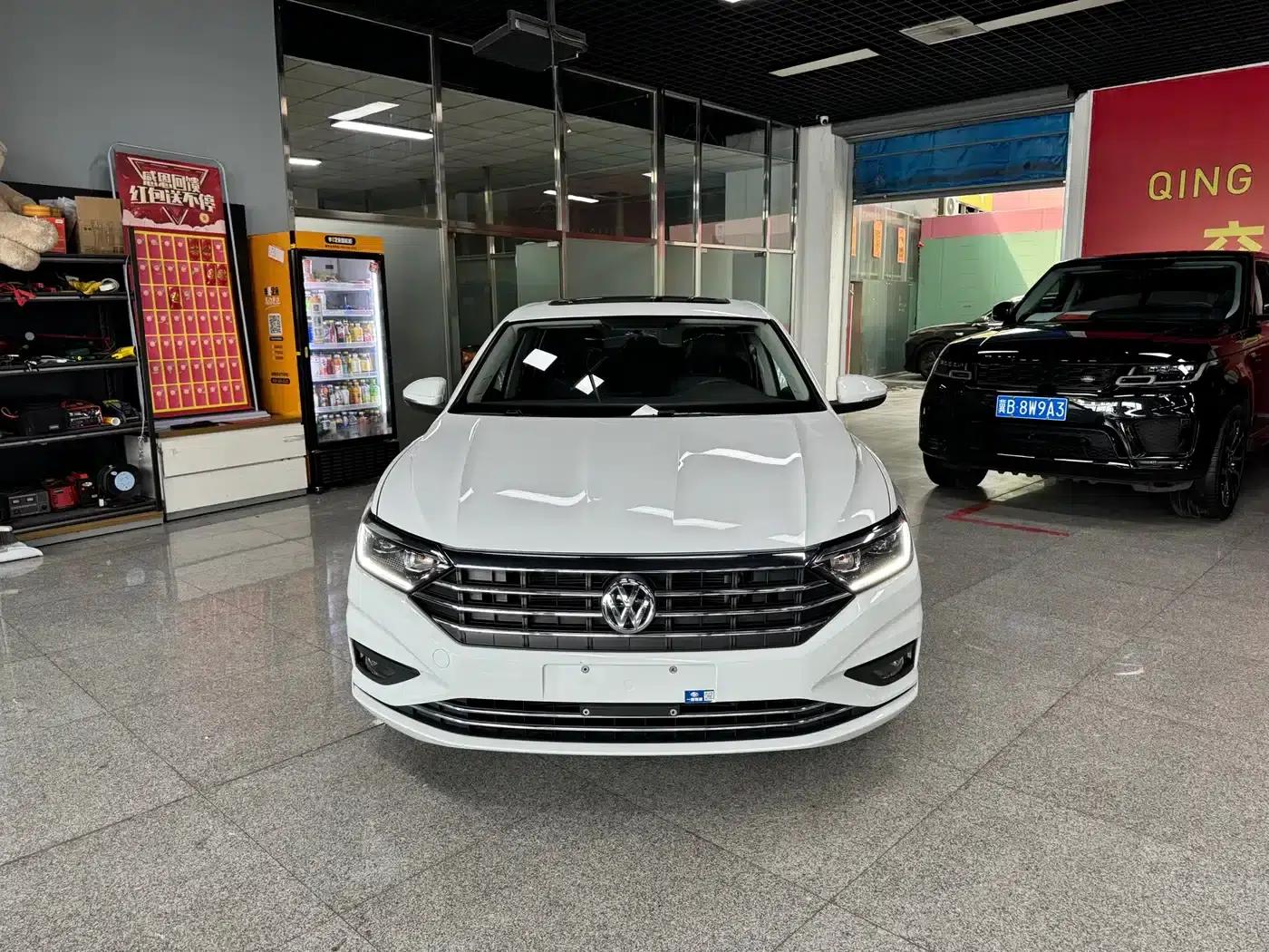 2022 Volkswagen Sagitar 280TSI DSG Flying Edition — миниатюра 2