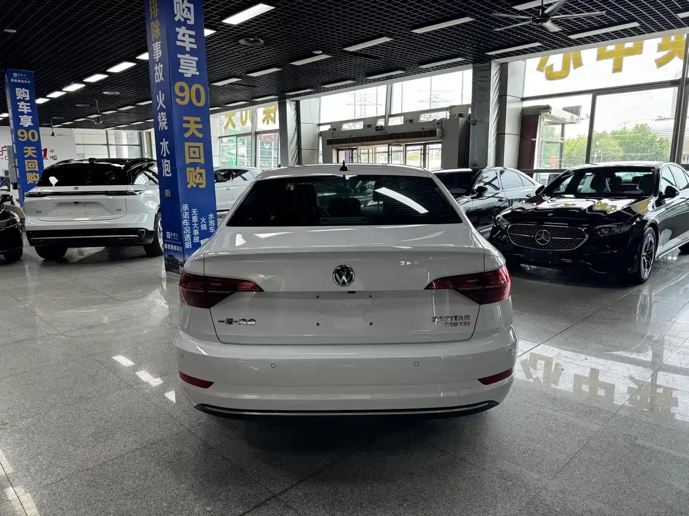 2022 Volkswagen Sagitar 280TSI DSG Flying Edition — миниатюра 13