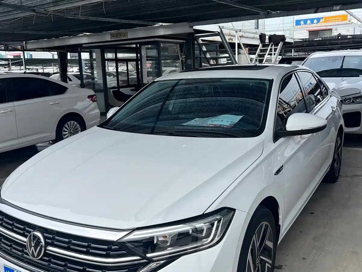 2023 Volkswagen Sagitar 280TSI DSG Super Edition — миниатюра 1