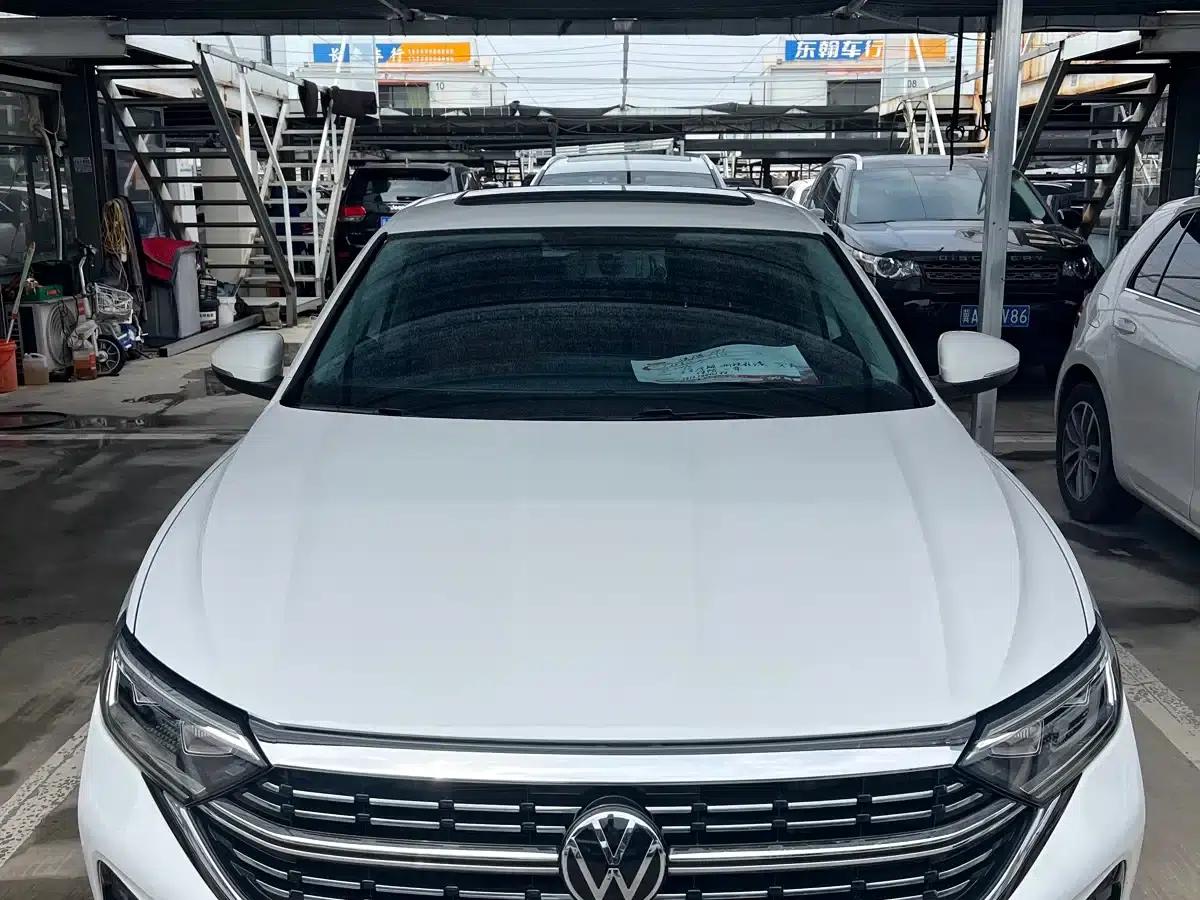 2023 Volkswagen Sagitar 280TSI DSG Super Edition — миниатюра 2