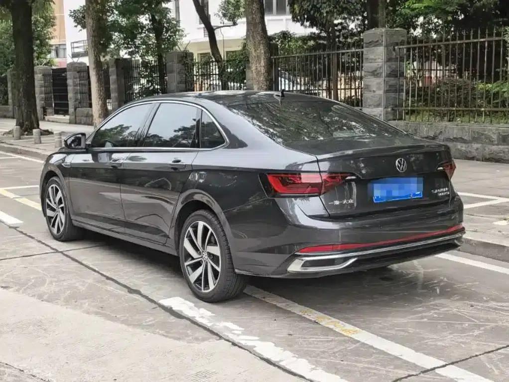 2024 Volkswagen Sagitar 300TSI DSG Super Edition — миниатюра 3
