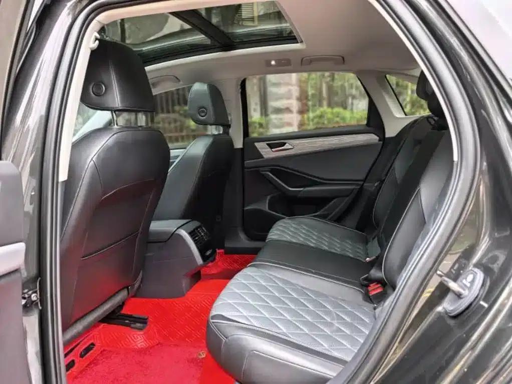 2024 Volkswagen Sagitar 300TSI DSG Super Edition — миниатюра 6