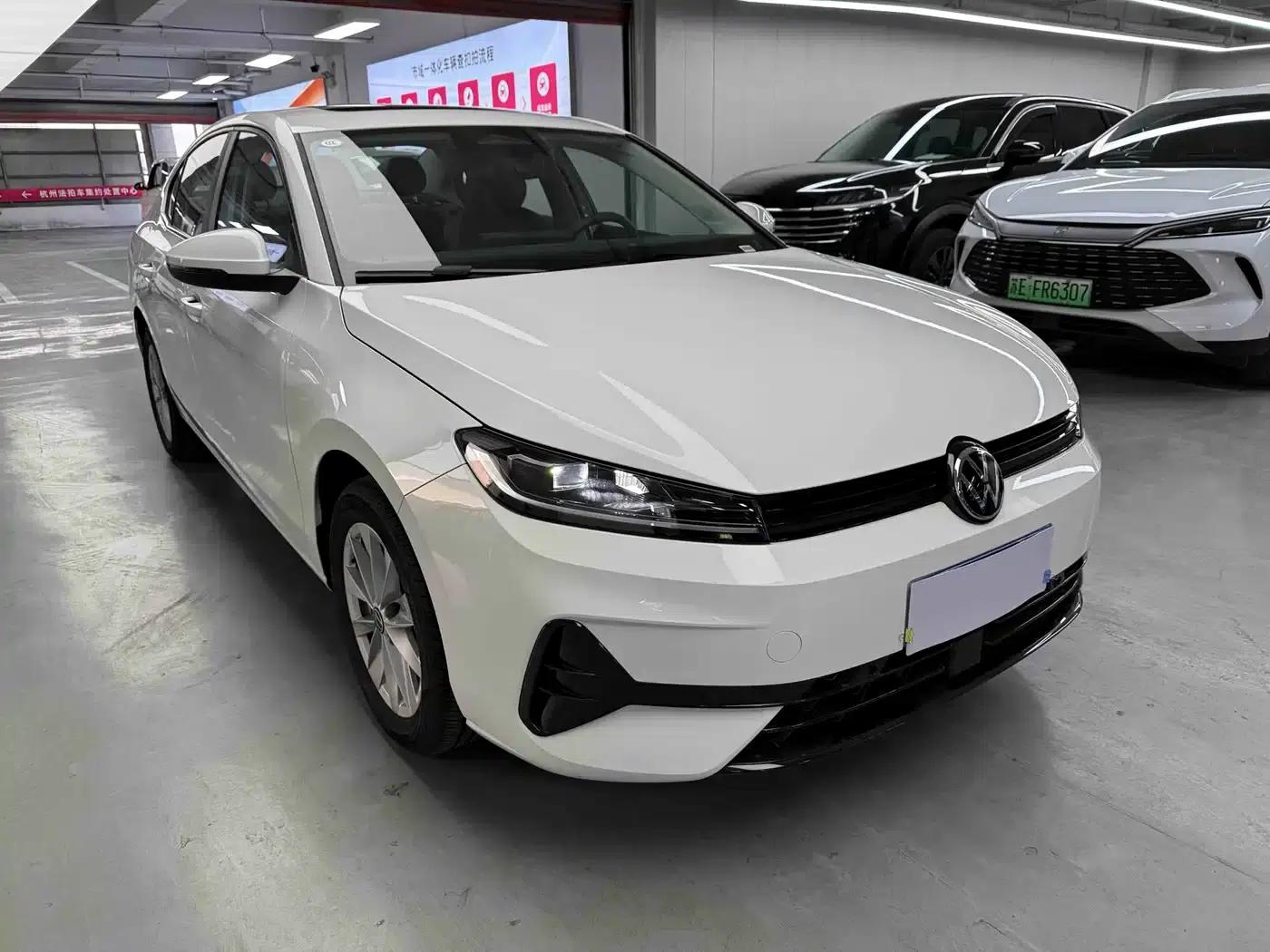 2026 Volkswagen Sagitar S 1.5L Comfort & Style Edition — миниатюра 3