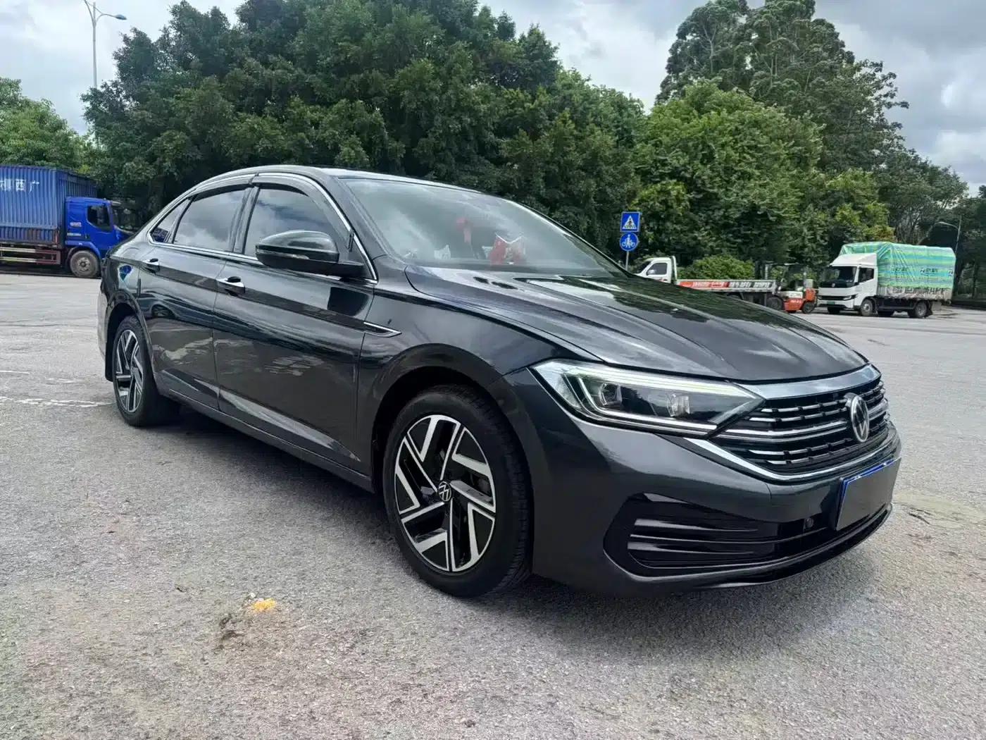 2023 Volkswagen Sagitar 300TSI DSG Super Edition — миниатюра 3