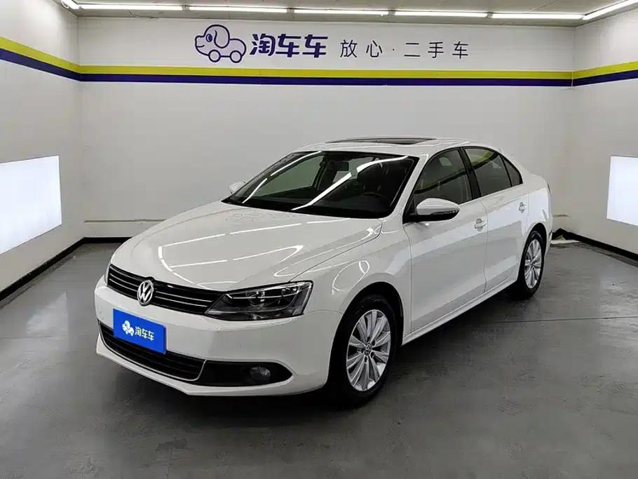 2014 Volkswagen Sagitar Facelift 1.6L Automatic Comfort Model — миниатюра 1