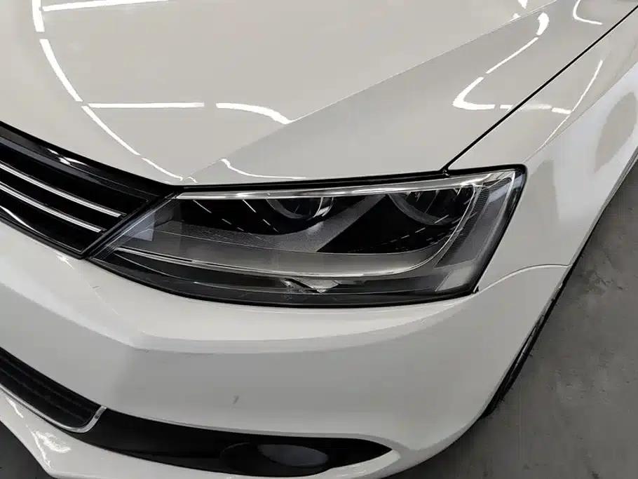 2014 Volkswagen Sagitar Facelift 1.6L Automatic Comfort Model — миниатюра 5