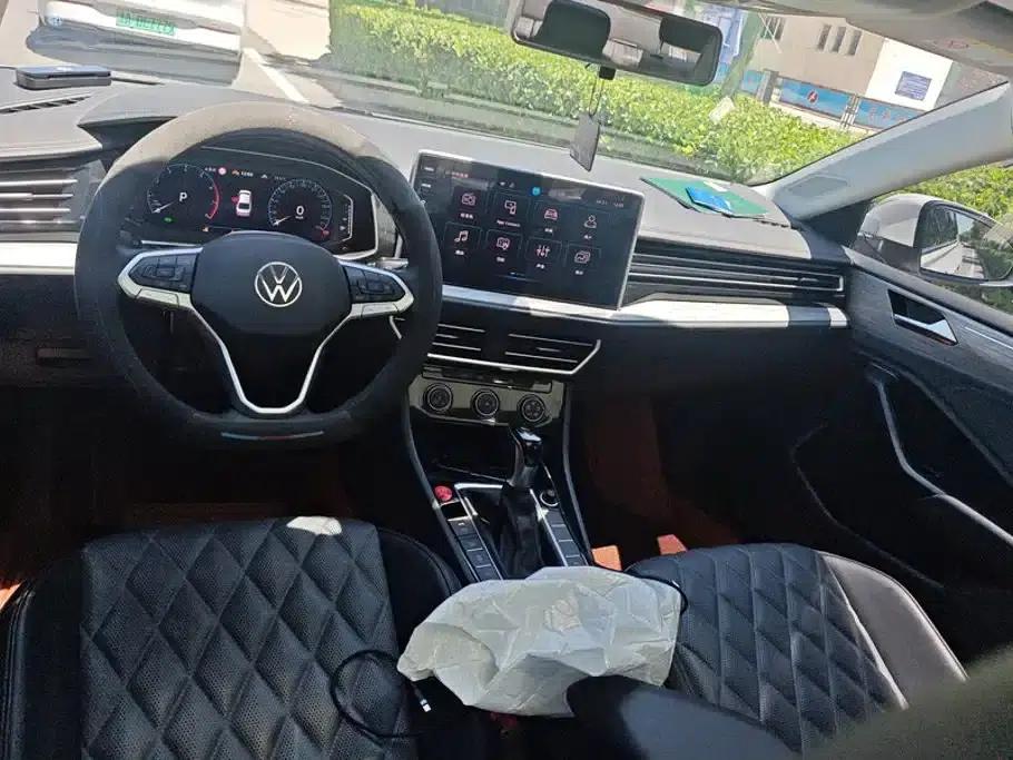2023 Volkswagen Sagitar 300TSI DSG Super Edition — миниатюра 12