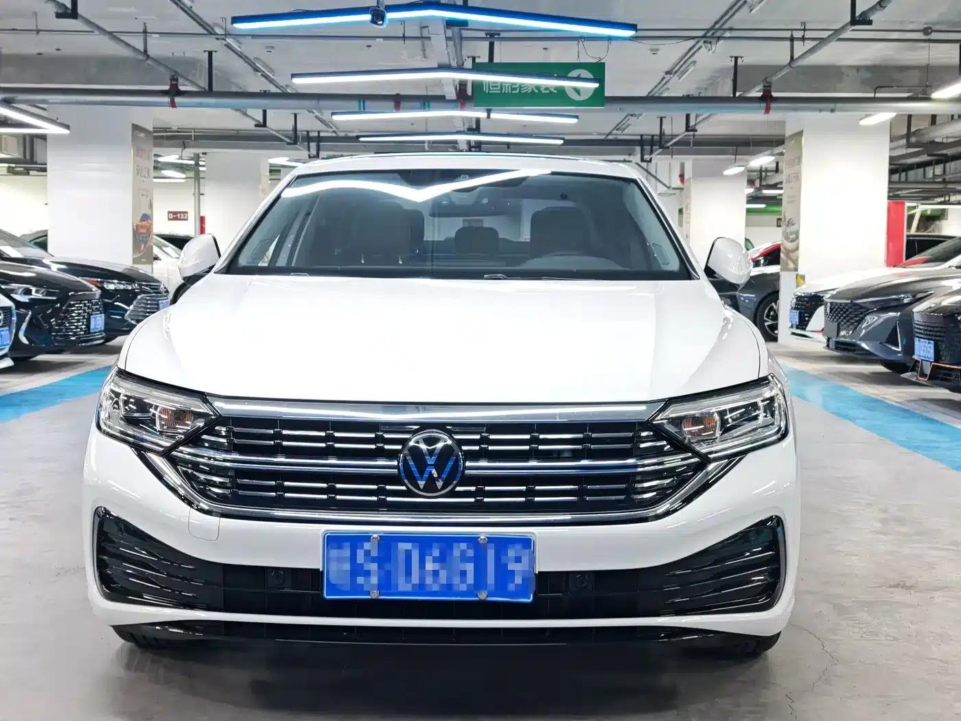 2024 Volkswagen Sagitar 300TSI DSG Super Edition — миниатюра 2