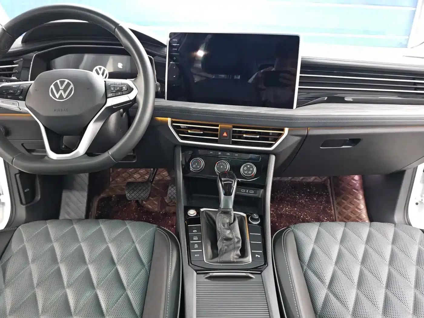 2024 Volkswagen Sagitar 300TSI DSG Super Edition — миниатюра 8
