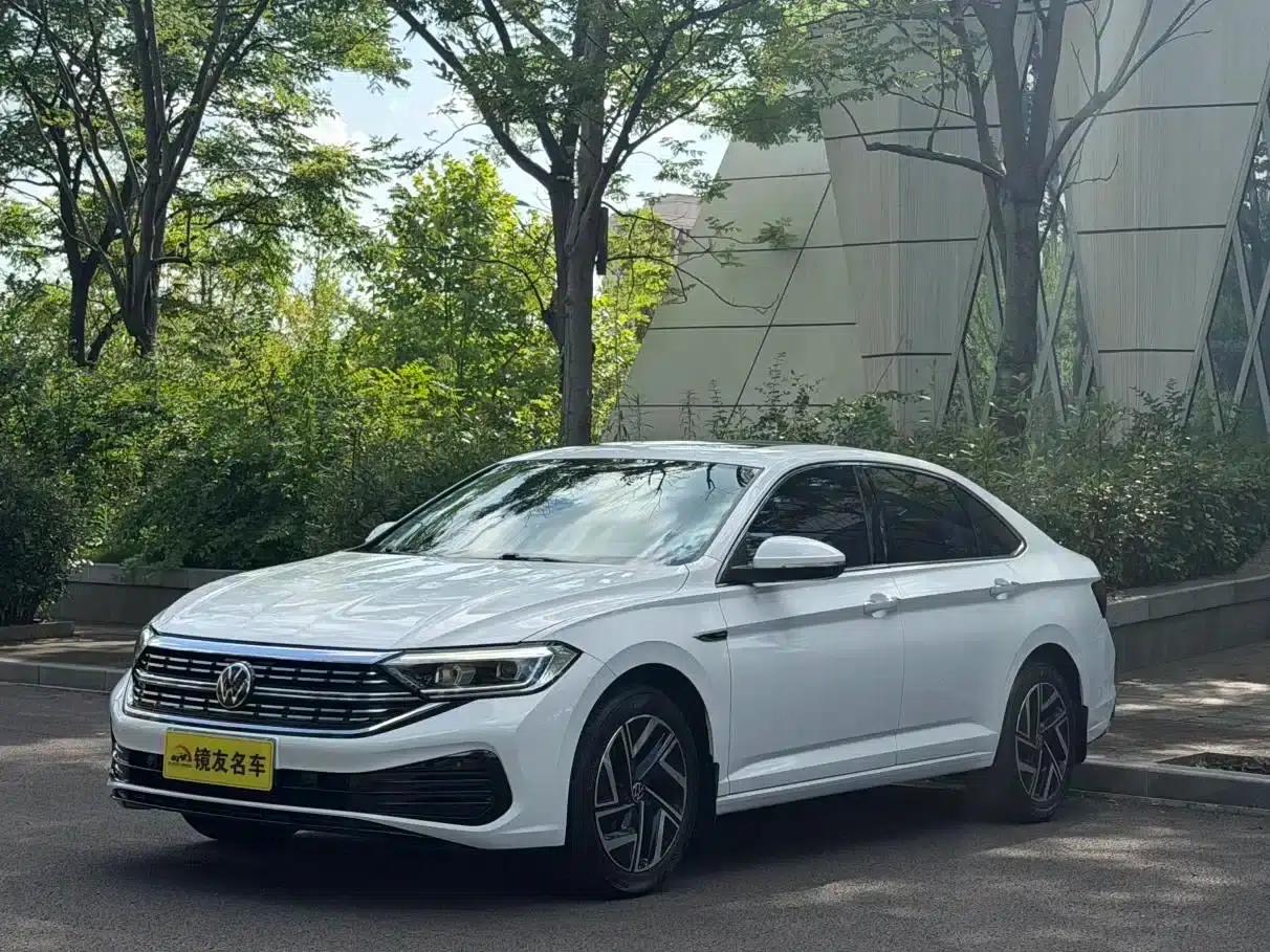 2023 Volkswagen Sagitar 200TSI DSG Super Edition — миниатюра 1