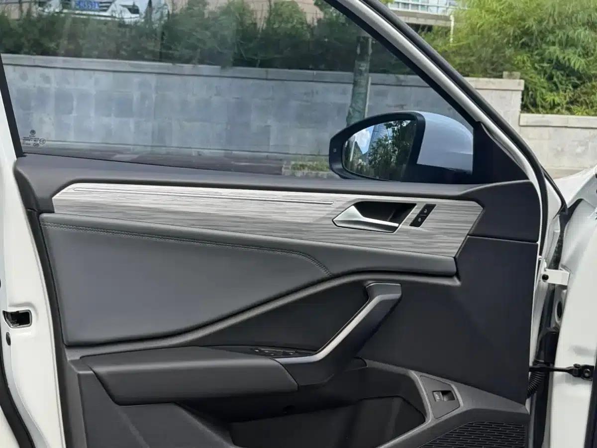 2023 Volkswagen Sagitar 200TSI DSG Super Edition — миниатюра 17