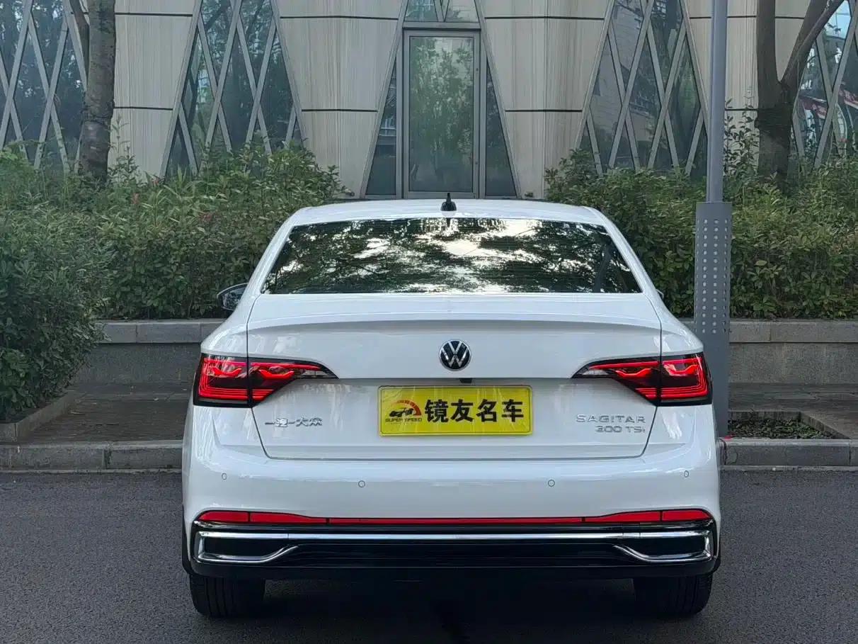 2023 Volkswagen Sagitar 200TSI DSG Super Edition — миниатюра 5