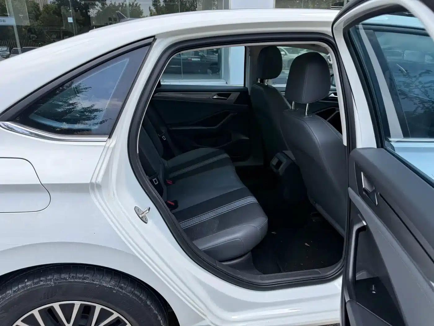 2024 Volkswagen Sagitar 200TSI DSG Flying Edition — миниатюра 12