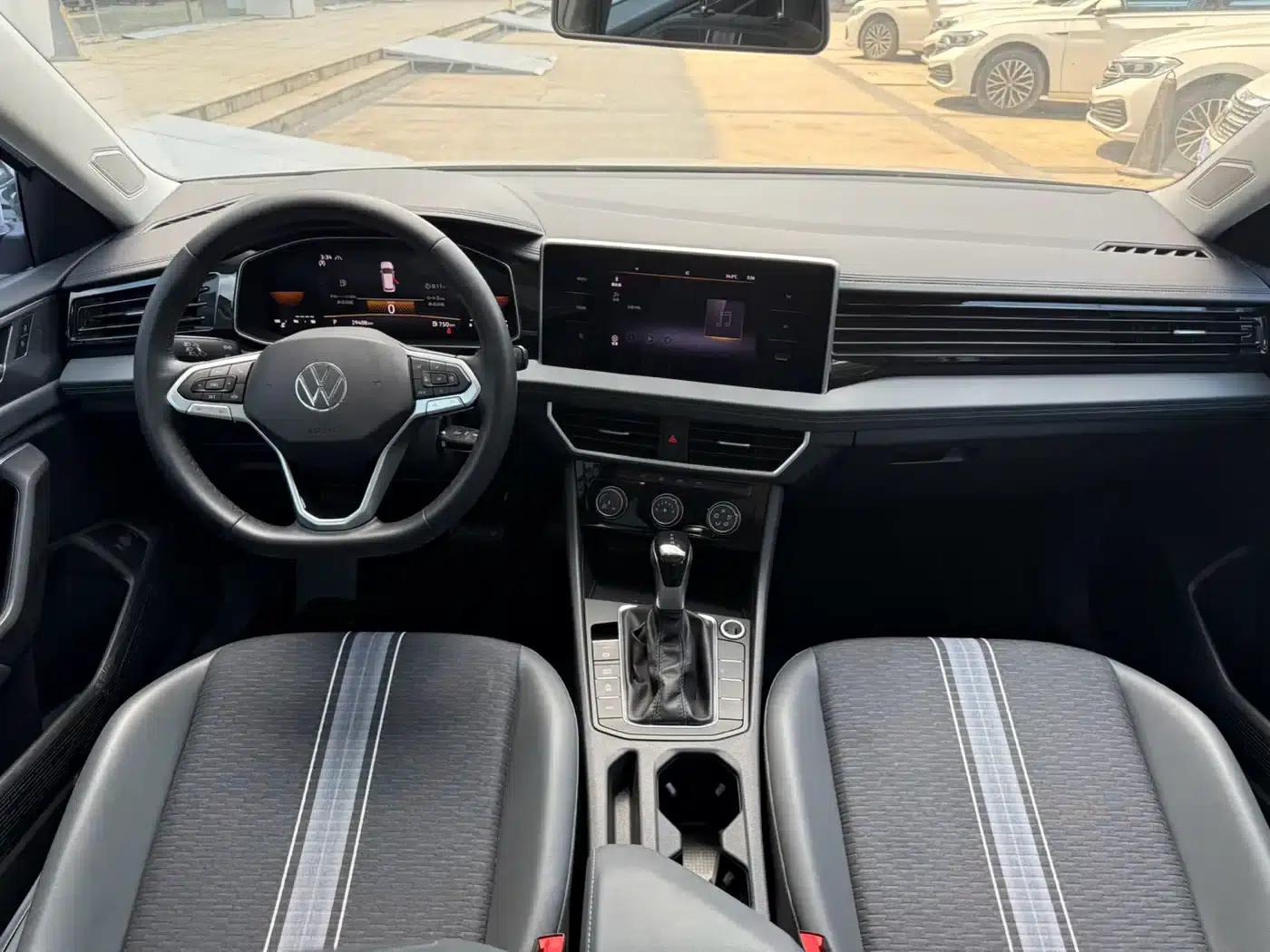 2024 Volkswagen Sagitar 200TSI DSG Flying Edition — миниатюра 15
