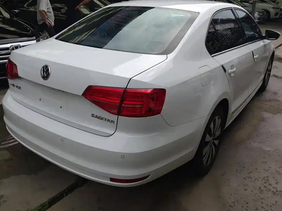 2018 Volkswagen Sagitar 1.6L Automatic Comfort Model — миниатюра 3
