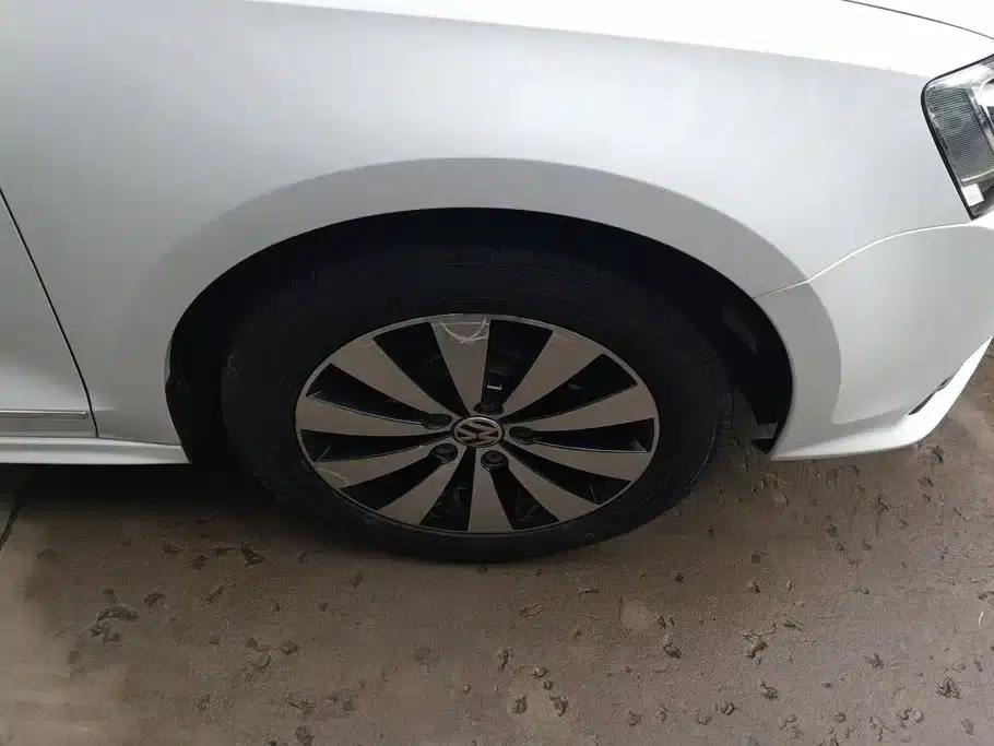 2018 Volkswagen Sagitar 1.6L Automatic Comfort Model — миниатюра 6