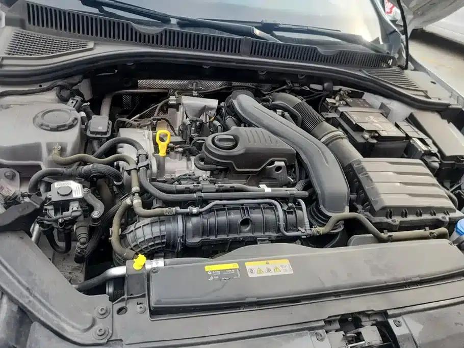 2023 Volkswagen Sagitar 300TSI DSG Excellence Edition — миниатюра 10