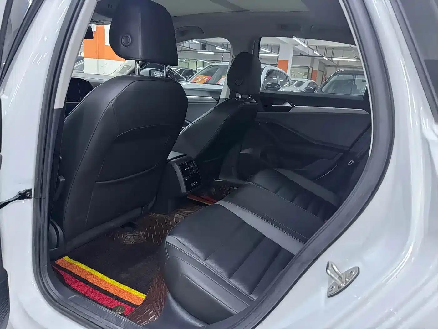 Sagitar 2021 280TSI DSG 30th Anniversary Edition — миниатюра 6
