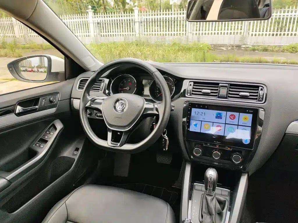2015 Volkswagen Sagitar 1.6L Automatic Comfort Model — миниатюра 7