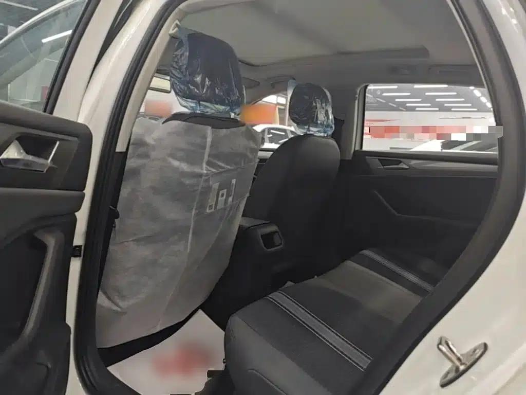 2025 Volkswagen Sagitar Facelift 200TSI DSG Flying Edition — миниатюра 17