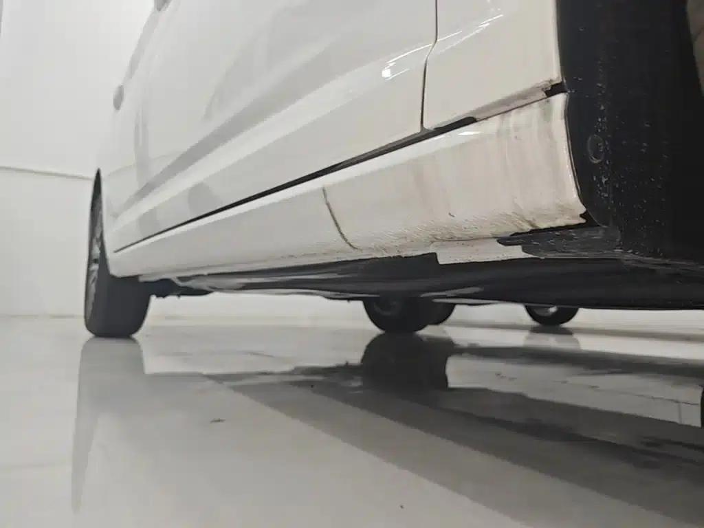 2025 Volkswagen Sagitar Facelift 200TSI DSG Flying Edition — миниатюра 21