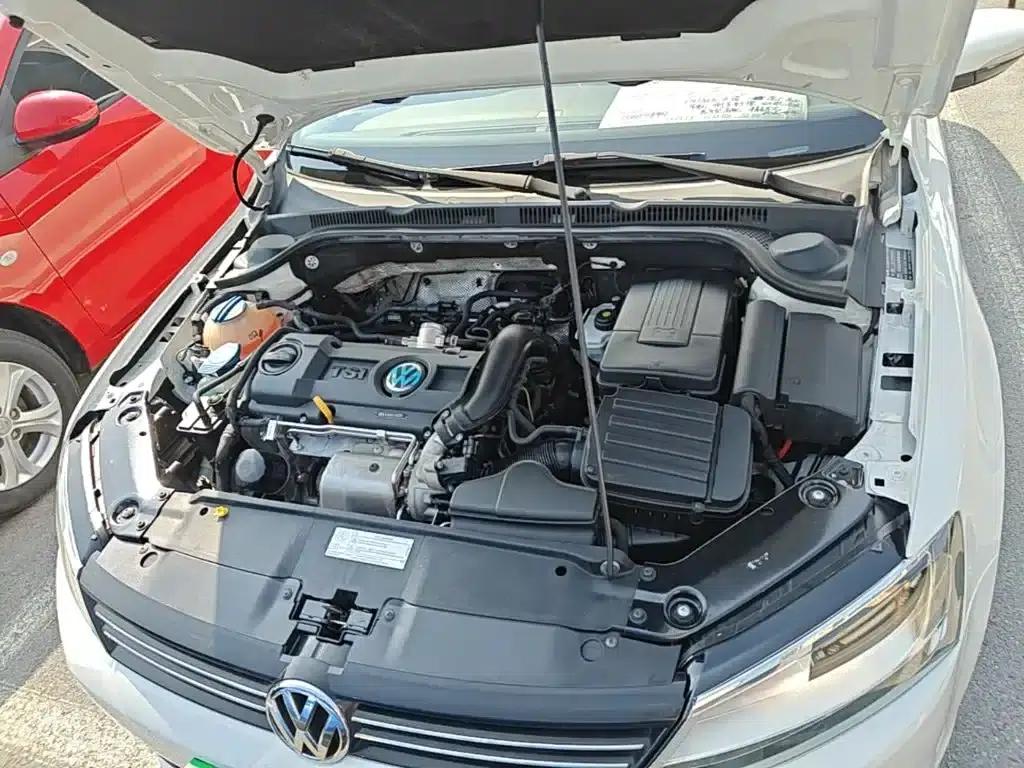 2014 Volkswagen Sagitar Facelift 1.4TSI Automatic Luxury — миниатюра 20
