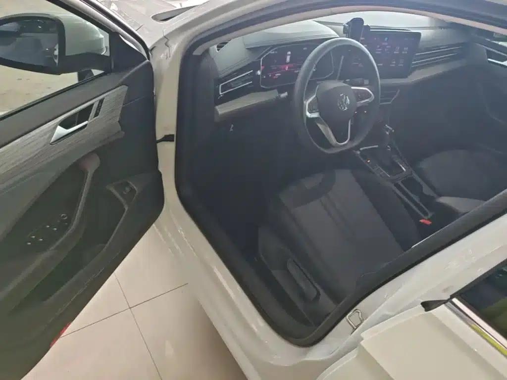 Sagitar 2026 30 Million Unit Selection Edition 300TSI DSG Super Edition — миниатюра 16