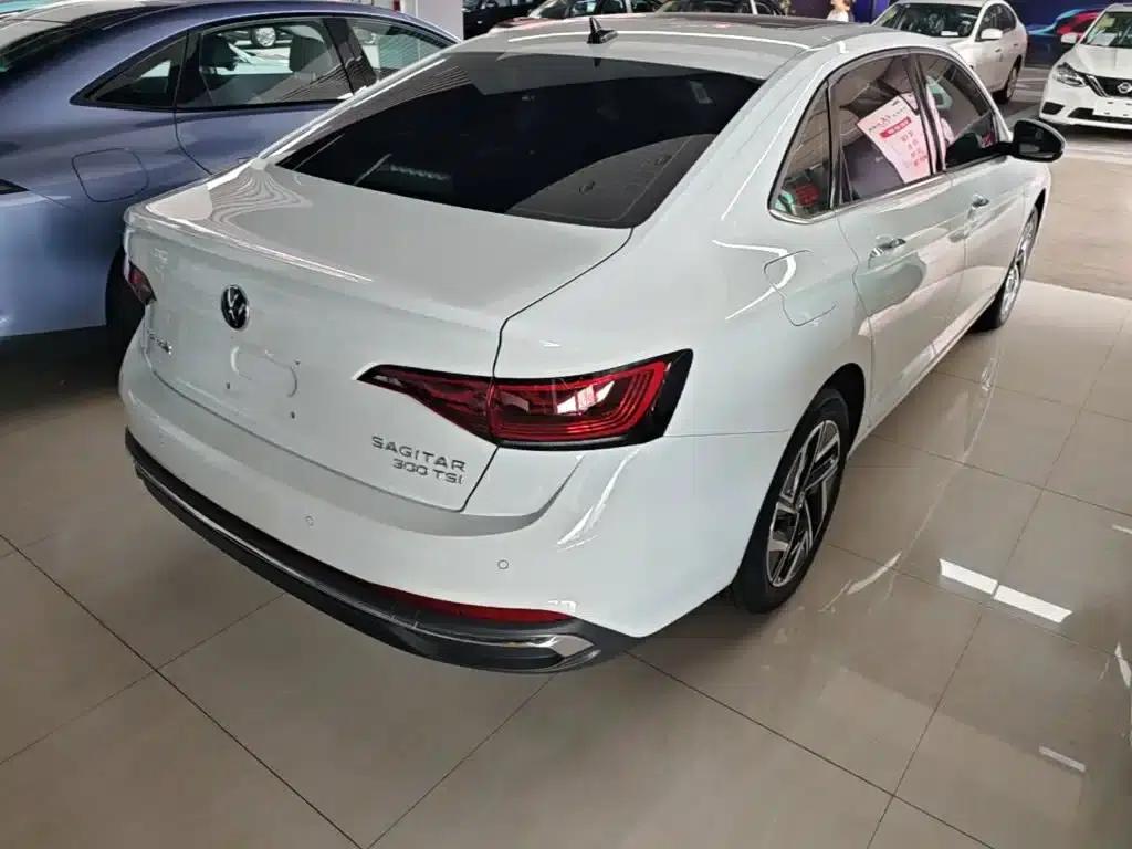 Sagitar 2026 30 Million Unit Selection Edition 300TSI DSG Super Edition — миниатюра 7