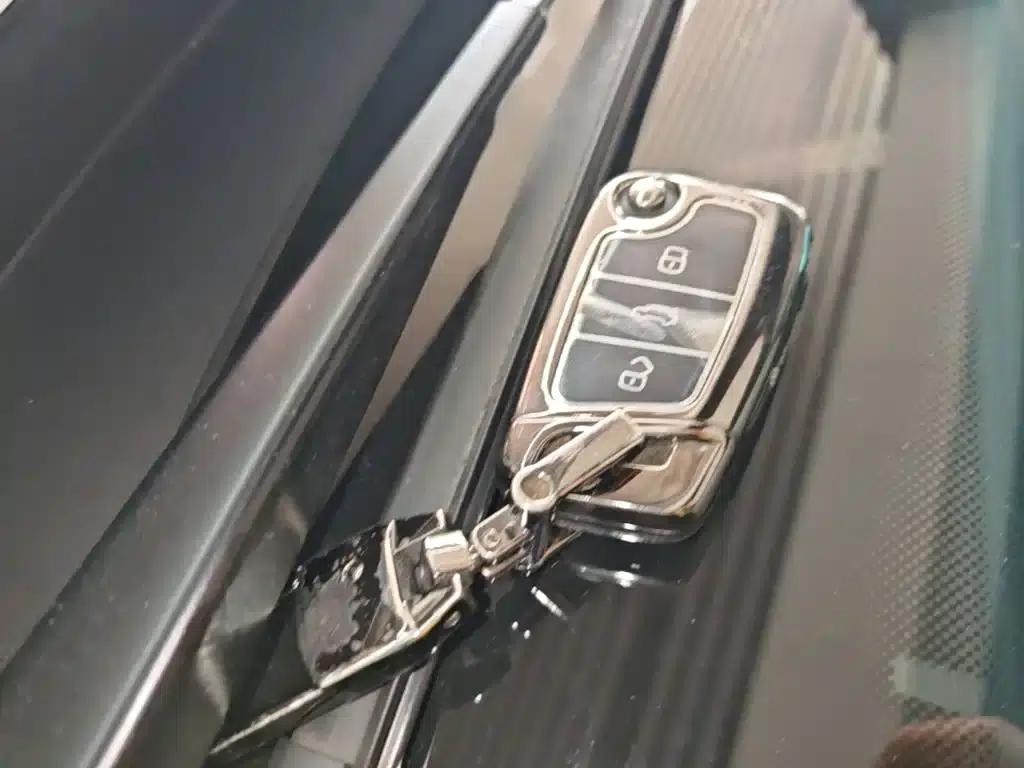 Sagitar 2026 30 Million Unit Selection Edition 300TSI DSG Super Edition — миниатюра 9