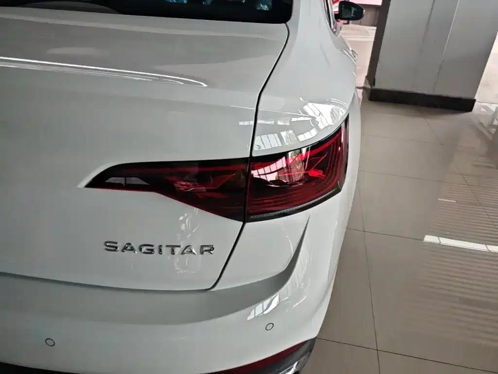2025 Volkswagen Sagitar Facelift 200TSI DSG Flying Edition — миниатюра 8