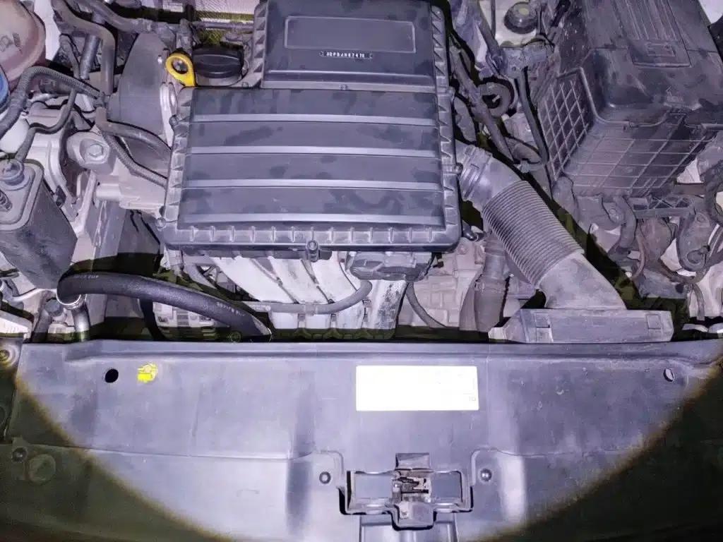 2017 Volkswagen Sagitar 1.6L Automatic Comfort Edition — миниатюра 11