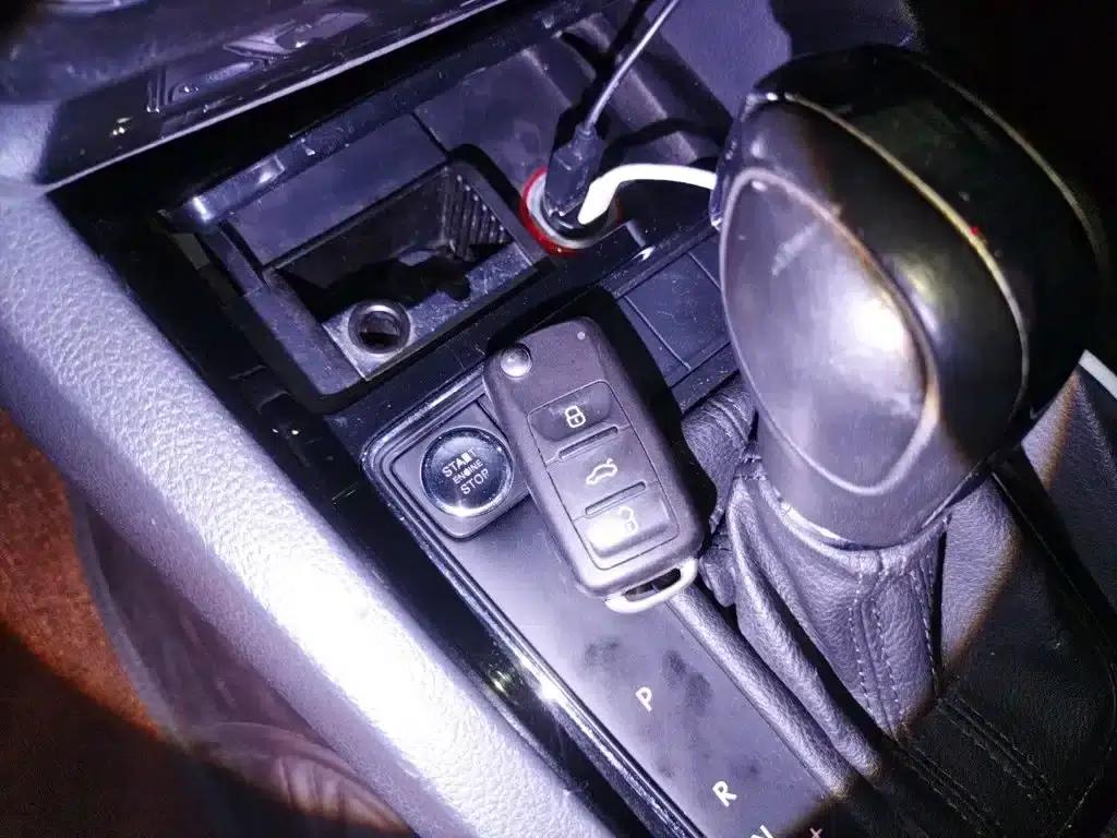 2017 Volkswagen Sagitar 1.6L Automatic Comfort Edition — миниатюра 12